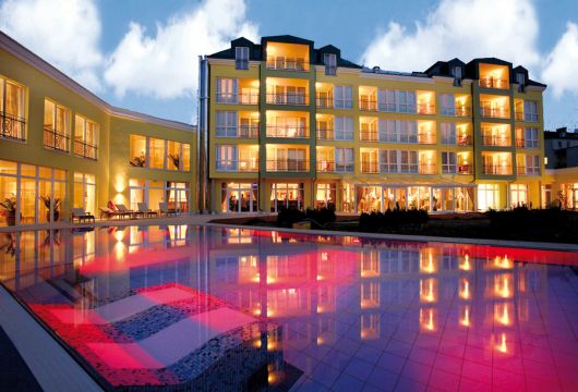 Pool Parkhotel Bad Schallerbach